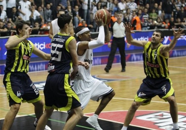 allen iverson 2011. Continues For Iverson