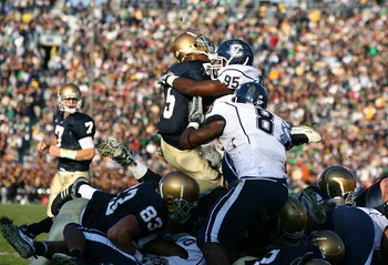 Birds Finish Draft With UConn LB, Greg Lloyd, & USC FB Stanley Havili