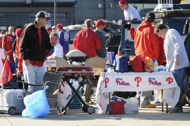 Phillies’ Tailgates Better Than Eagles Tailgates?