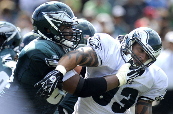 Back Surgery For Eagles Right Tackle Ryan Harris, Out Indefinitely