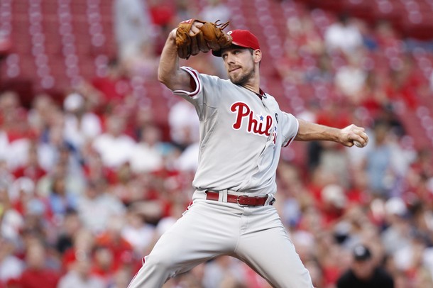 Lee Stays Hot, Guides Phillies To Third Straight Win