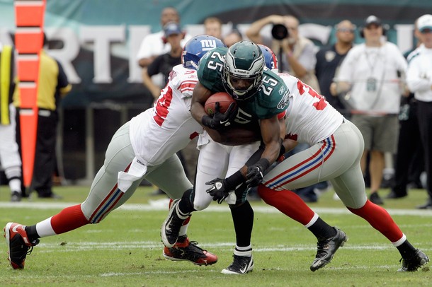 McCoy Carries The Eagles Offense With Big Day Against The Giants