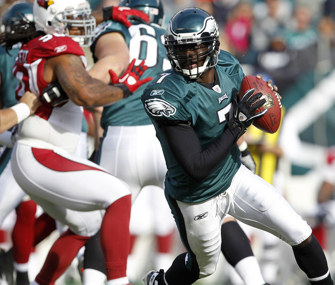 Michael Vick Struggles As Eagles Offense Comes Up Short, Again