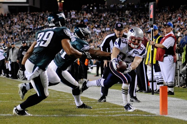 Eagles’ Defense Flops Against Patriots