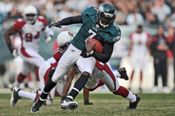 Vick Disappears in the Second Half, But Eagles still Win