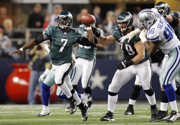 Vick Delivers As Eagles Build Momentum For 2012