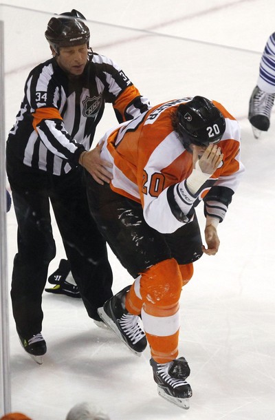 Pronger, Schenn Out With Concussion-Like Symptoms