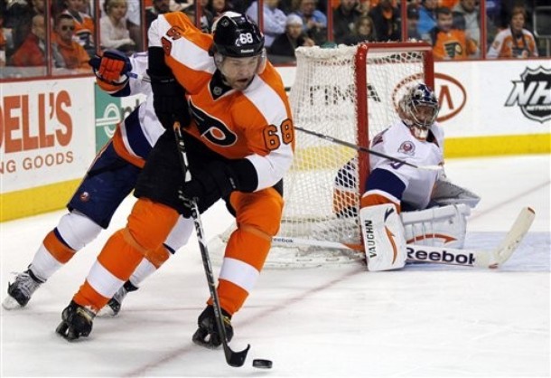 Flyers Turn the Page, Cast Off the Islanders 6-3