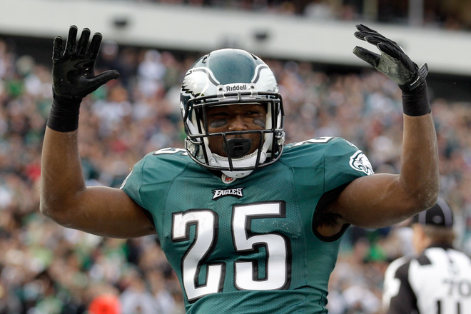Brian Westbrook Goes On Twitter To Battle For LeSean McCoy