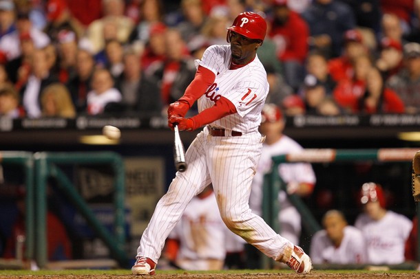 Late Inning Rallies Lift Phils Over Mets