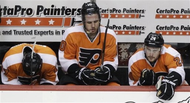 Schenn, Read in Competiton for Second Line Opening