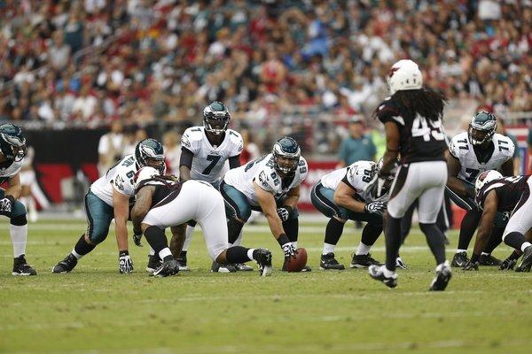 Eagles Offensive Line Struggles And Michael Vick Gets Pummelled