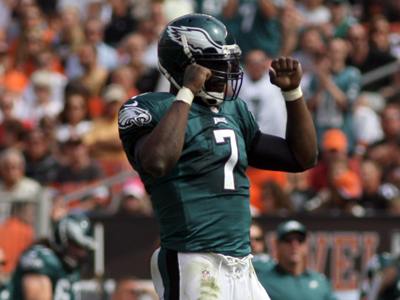 Eagles Win An Ugly One At The End, Despite Four Vick Interceptions