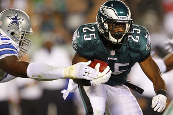 Even Without Offensive Line, LeSean McCoy Continues To Produce