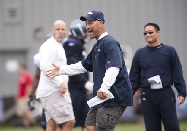 Gus Bradley’s Charisma Could Make Him Next Eagles Coach