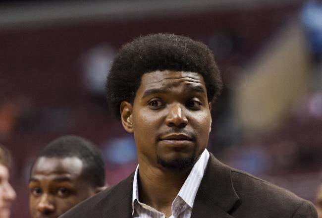 Andrew Bynum Headed To Weeks Of Therapy and Crutches