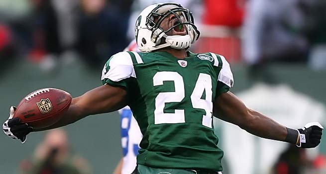 Pursuing Darrelle Revis Would Not Be A Wise Move For The Eagles