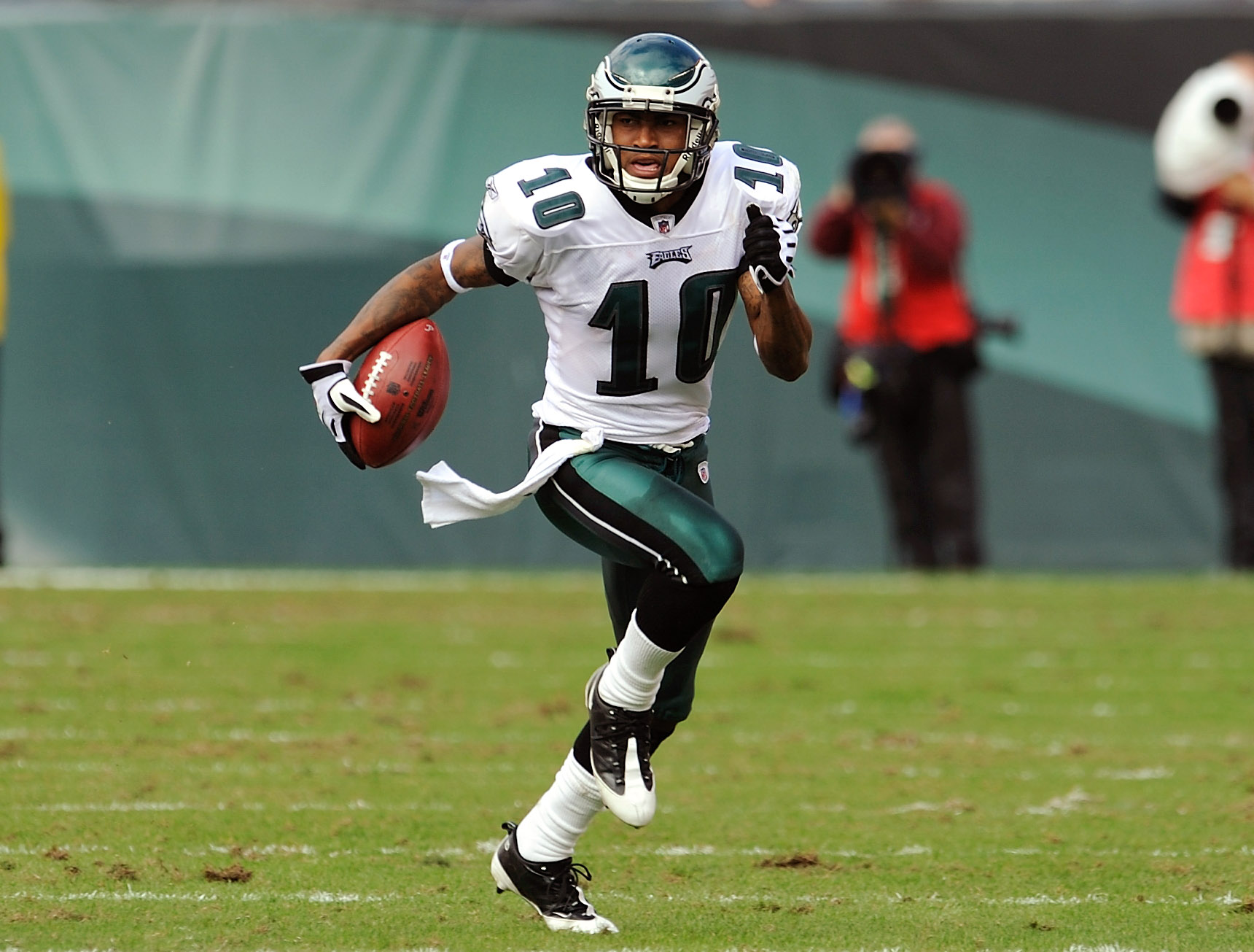 DeSean Jackson:  “Chip Kelly has come in and installed energy in this building”