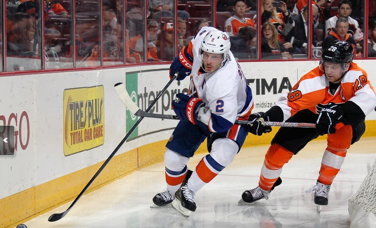 Streit Off a Cliff: Flyers Sign UFA Defenseman to New Deal