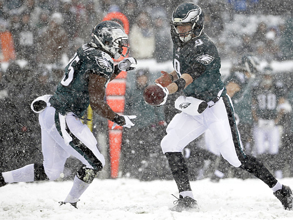 Assessing The Eagles: Quarterback, Running Back, Offensive Line