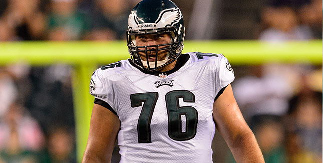 Eagles Extend Reserve Offensive Lineman Alan Barbre