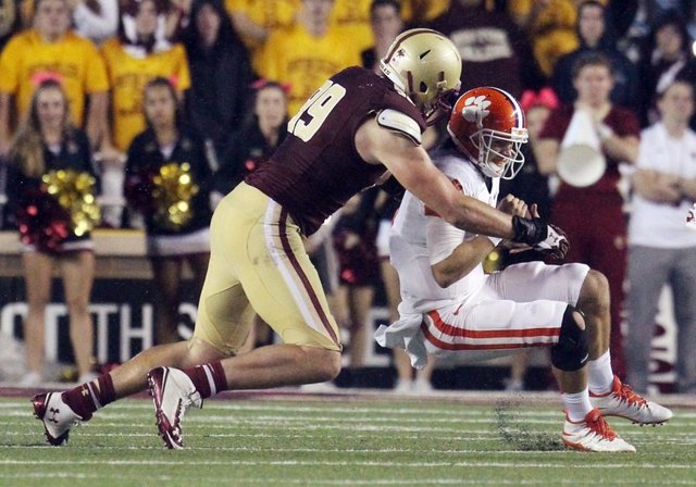 Eagles Draft Boston College Defensive End , Brian Mihalik