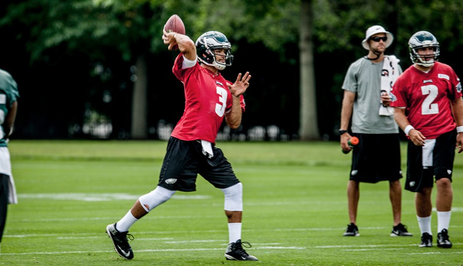 Mark Sanchez Leading Team Workouts In San Diego