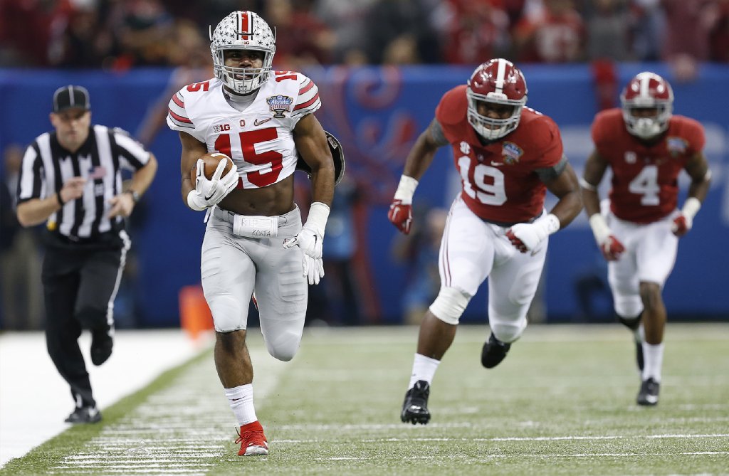 Should The Eagles Take Ezekiel Elliot at Number 8?