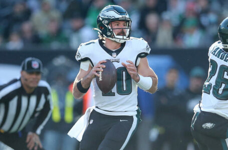 Minshew Leads The Way In The Birds 33-18 Win