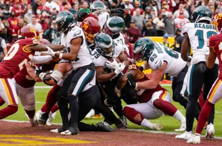 Eagles Should Rest Starters Vs. Cowboys