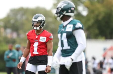 Eagles QB Jalen Hurts Is Getting Better
